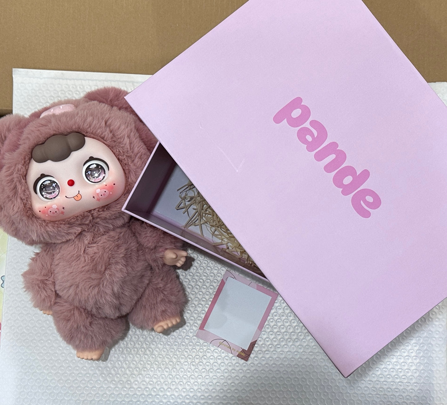 Personalized Gift Box with Greeting Card & Handwritten Message Service – Fits LiiLa 600% and Other Large 400% Doll